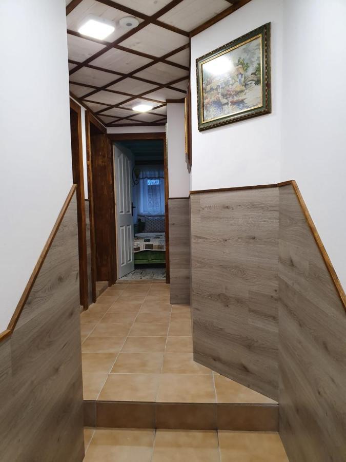 Kashtata S Paraklisa Borovo  ภายนอก รูปภาพ